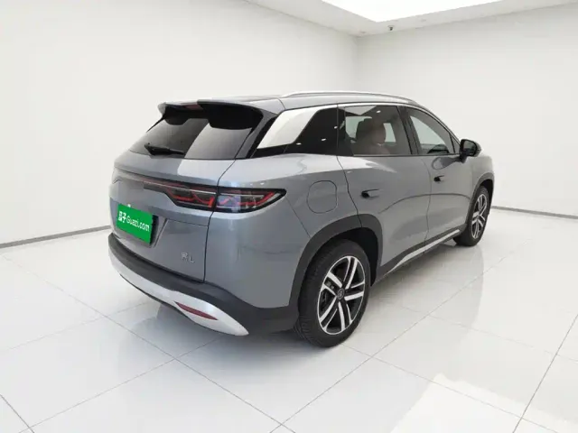 BYD Song L DM-i — Фото автомобиля 4
