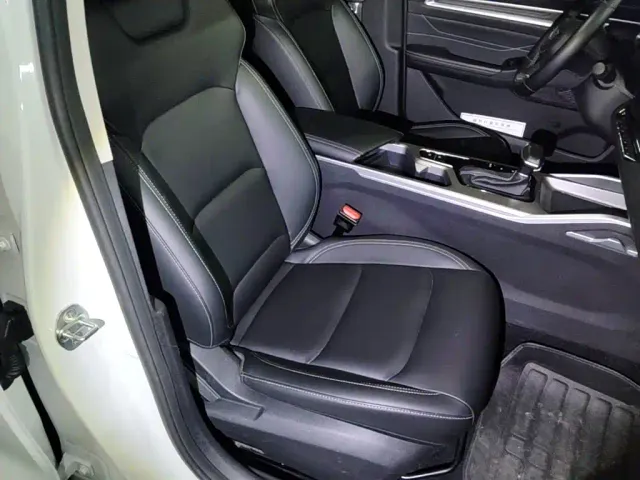 Geely Emgrand — Фото автомобиля 24
