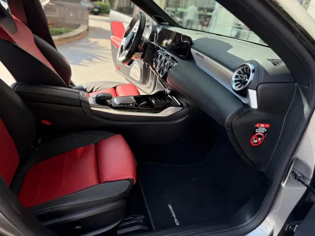 Mercedes-Benz CLA-Class AMG — Фото автомобиля 6