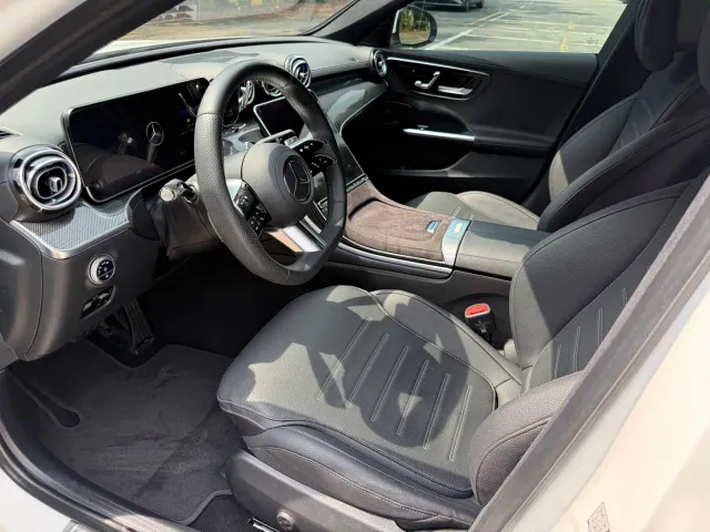 Mercedes-Benz C-Class — Фото автомобиля 4