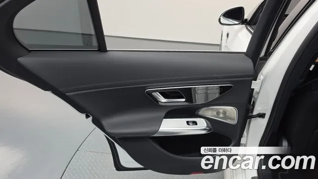 Mercedes-Benz E-Class W214 — Фото автомобиля 23