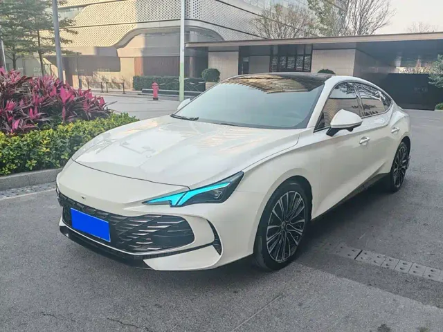 Фотография автомобиля — MG 7