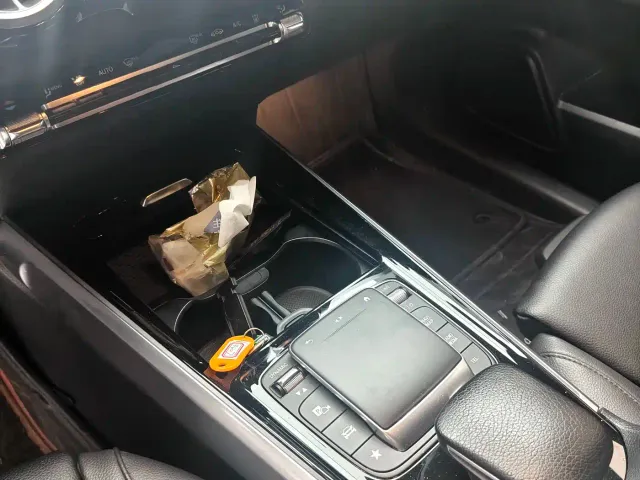 Mercedes-Benz EQB — Фото автомобиля 12