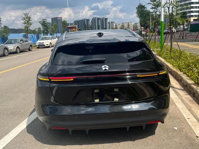 Nio ET5 Touring — Фото автомобиля 16