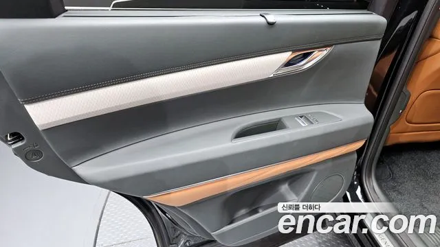 Genesis GV80 2.5T Бензин 2WD — Фото автомобиля 25