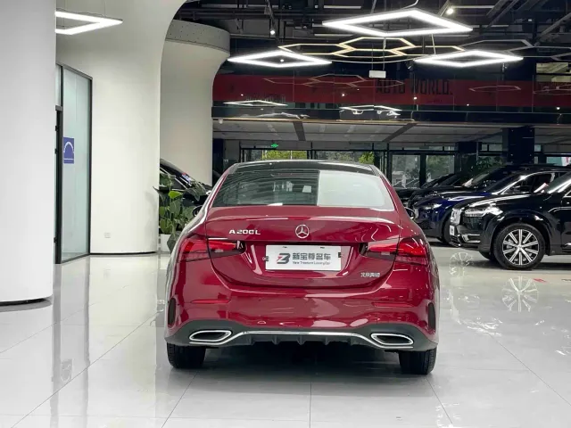 Mercedes-Benz A-Class — Фото автомобиля 16