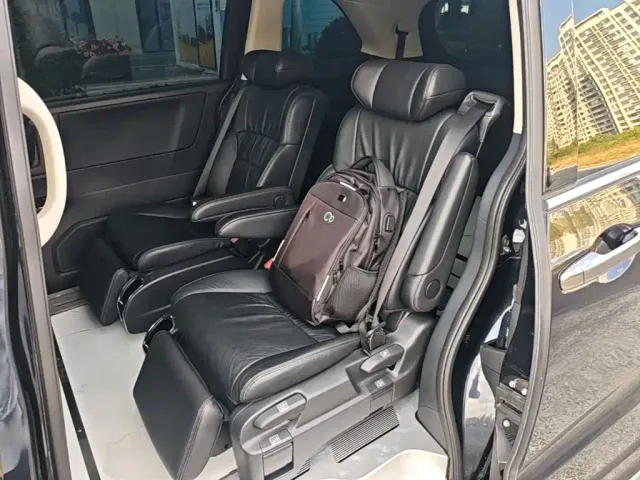 Honda Odyssey — Фото автомобиля 16