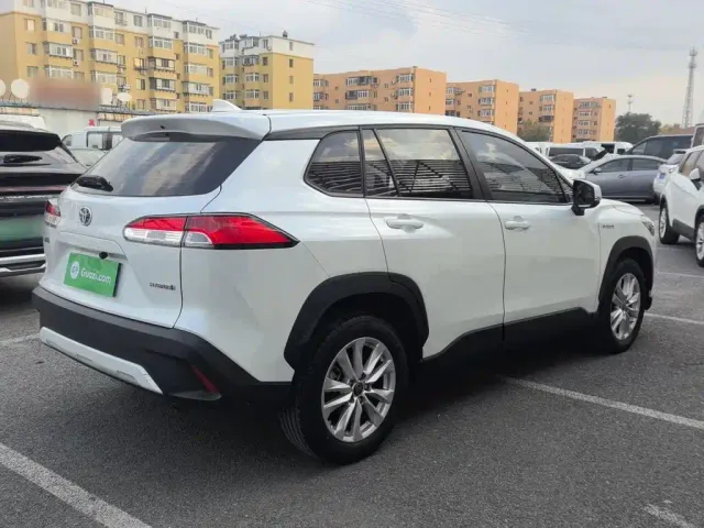 Toyota Corolla Cross — Фото автомобиля 8