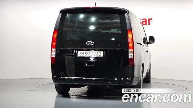 Hyundai Staria Staria L3.5 Tourer 9 мест — Фото автомобиля 4