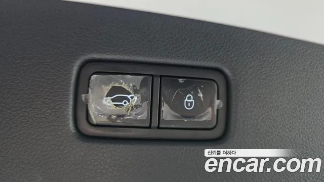 Genesis GV70 — Фото автомобиля 20