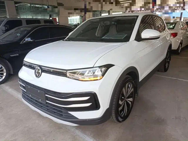 Фотография автомобиля — Volkswagen Tharu