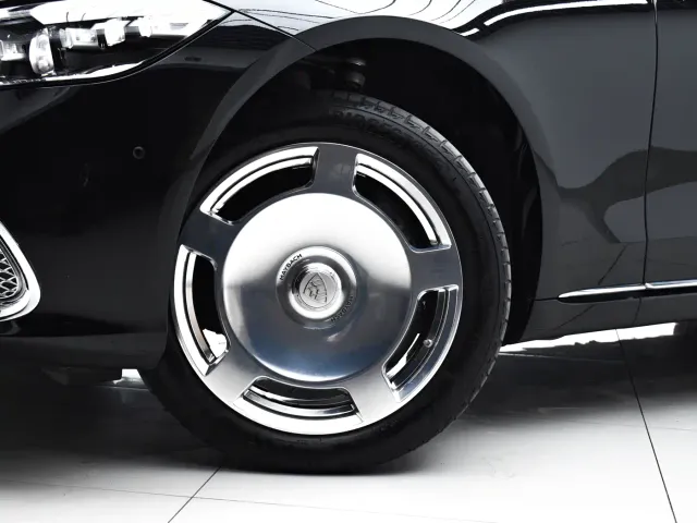 Mercedes-Benz Maybach S-Class — Фото автомобиля 26