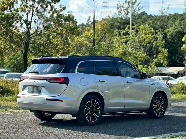 Aito M7 — Фото автомобиля 10