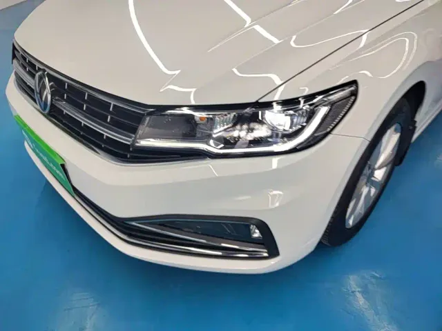 Volkswagen Bora — Фото автомобиля 23