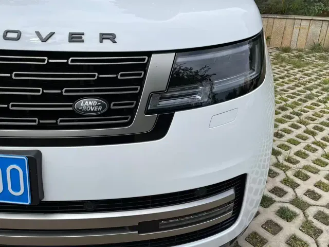 Land Rover Range Rover — Фото автомобиля 13