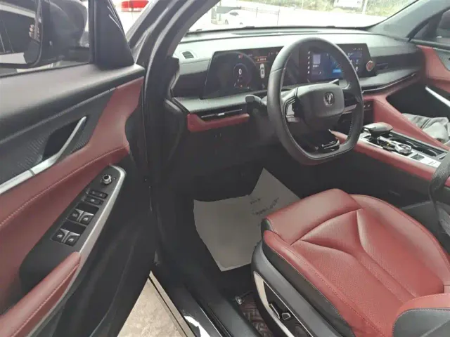 Changan CS75 Plus — Фото автомобиля 15