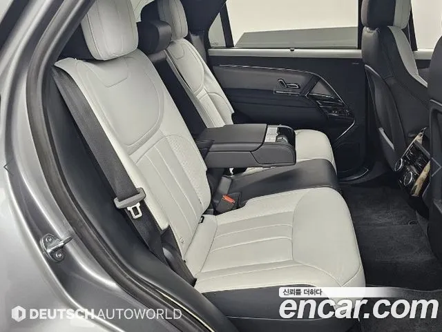 Land Rover Range Rover Sport — Фото автомобиля 12
