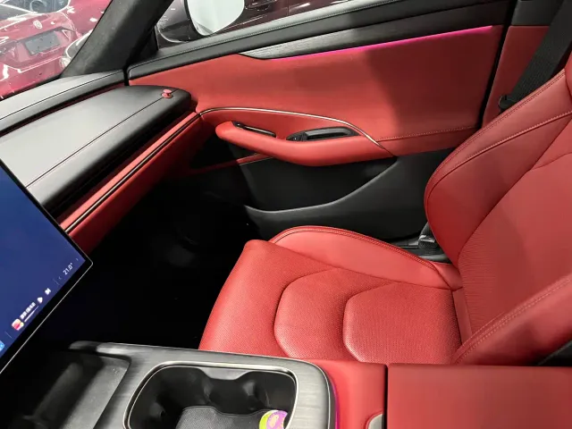 Xiaomi Auto Xiaomi SU7 2024 AWD Extended Range Advanced Smart Driving Max Edition — Фото автомобиля 8