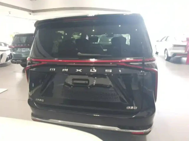 Maxus G90 — Фото автомобиля 5