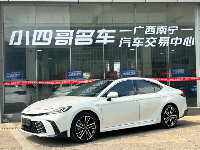 Фотография автомобиля — Toyota Camry