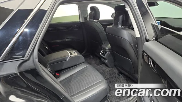 Hyundai Grandeur GN7 — Фото автомобиля 11