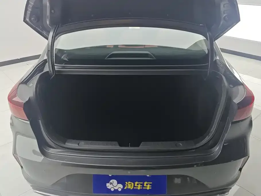 Changan Eado 2023 Enjoy Edition PLUS Blue Whale NE 1.4T GDI DCT Premium Edition — Фото автомобиля 4