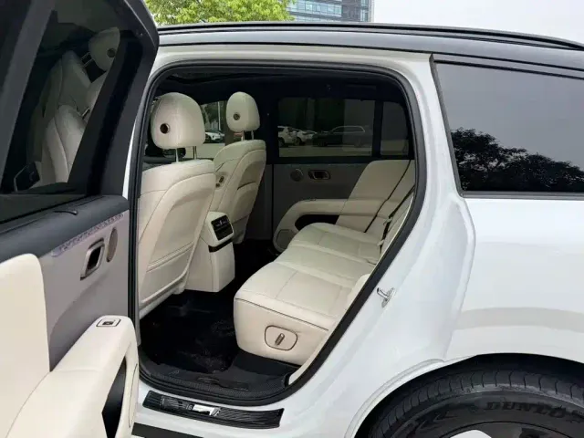 Li Auto i6 — Фото автомобиля 6