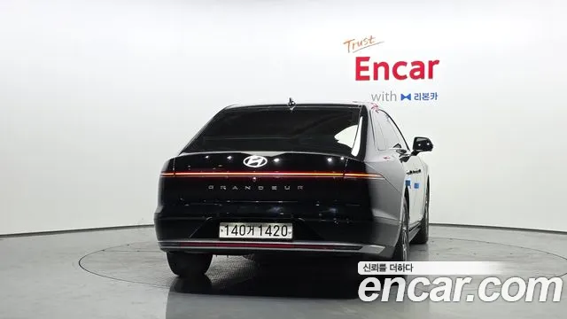 Hyundai Grandeur GN7 — Фото автомобиля 3