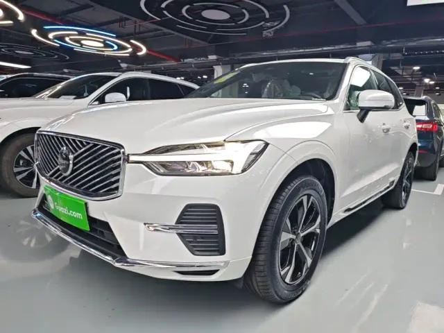 Фотография автомобиля — Volvo XC60