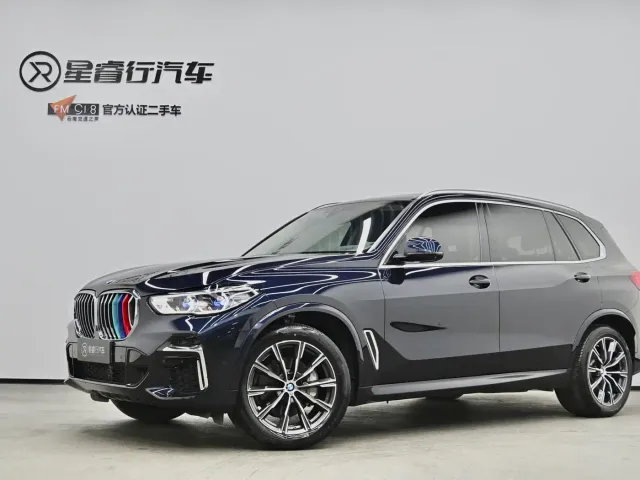 Фотография автомобиля — BMW X5