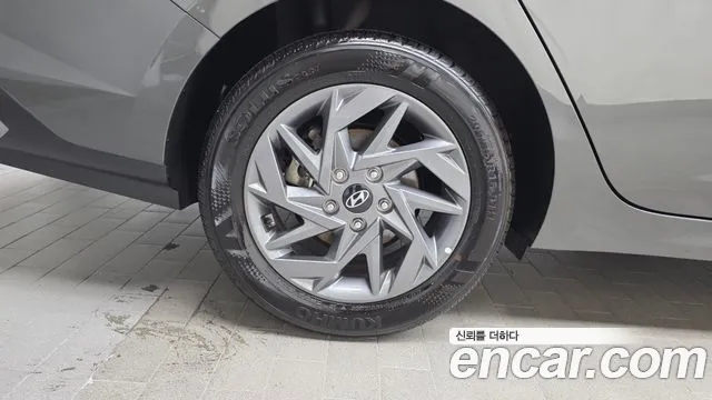 Hyundai Avante CN7 — Фото автомобиля 5