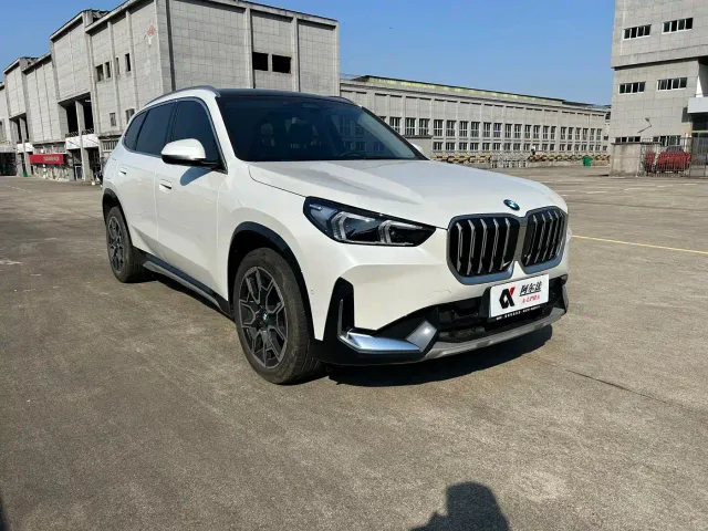 BMW X1 — Фото автомобиля 3