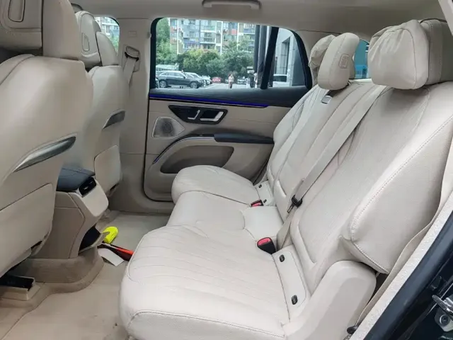 Mercedes-Benz Mercedes-Benz EQS SUV 2025 Model 500 4MATIC — Фото автомобиля 14
