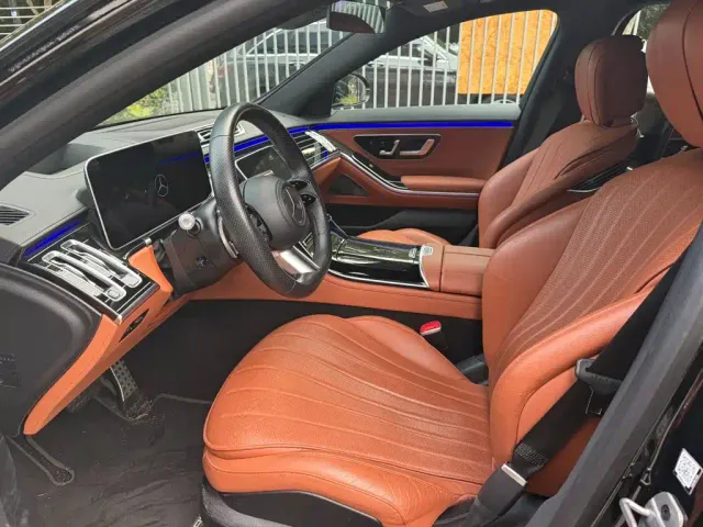 Mercedes-Benz S-Class — Фото автомобиля 10