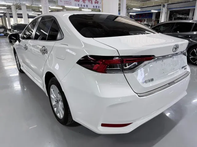 Toyota Corolla — Фото автомобиля 18