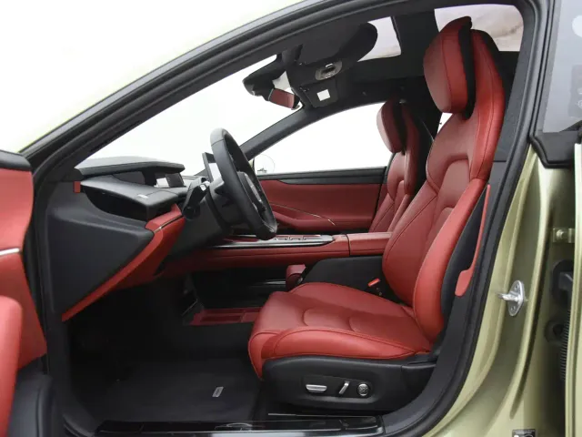 Xiaomi SU7 — Фото автомобиля 6