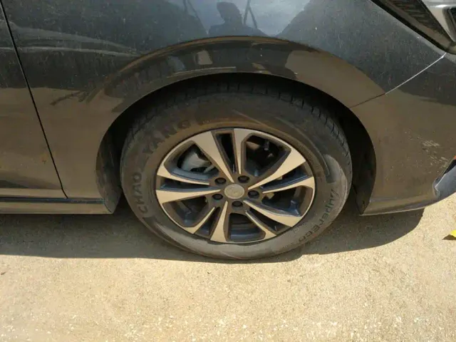 Changan Eado — Фото автомобиля 6