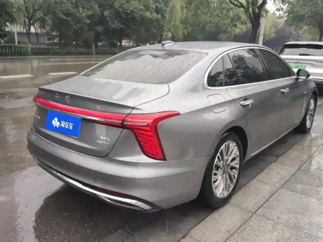 Hongqi H5 — Фото автомобиля 3