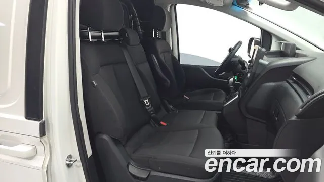 Hyundai Staria Staria Карго 3 места — Фото автомобиля 12