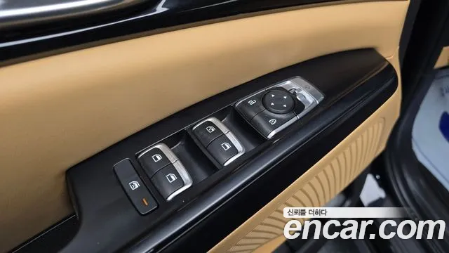 Kia Carnival Generation 4 — Фото автомобиля 28