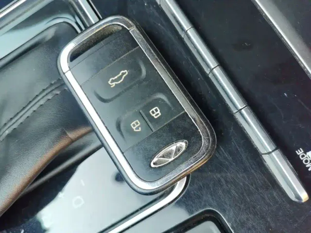 Chery Tiggo 8 — Фото автомобиля 8