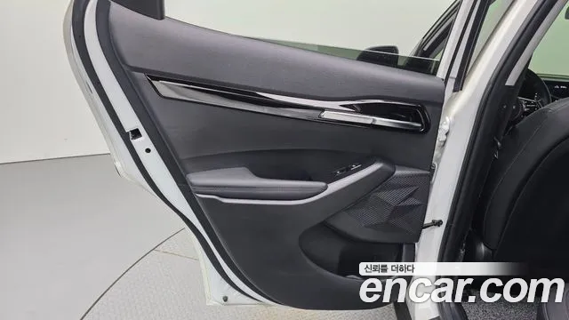 Kia Seltos Новый Seltos Бензин 2.0 2WD — Фото автомобиля 23