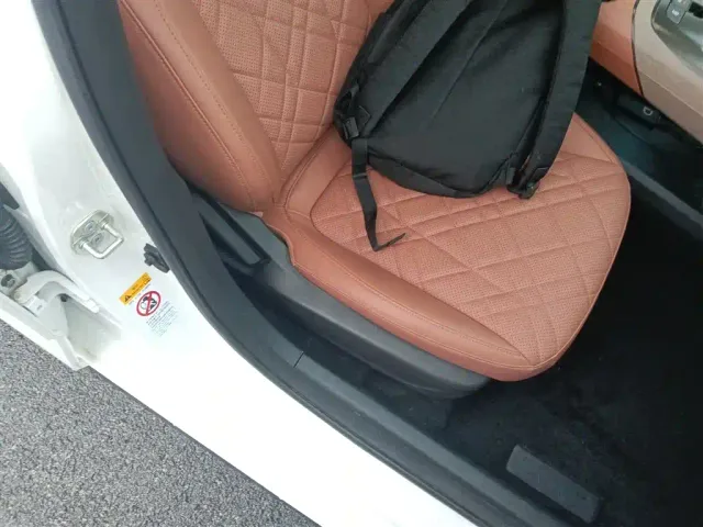Changan Qiyuan A05 — Фото автомобиля 24