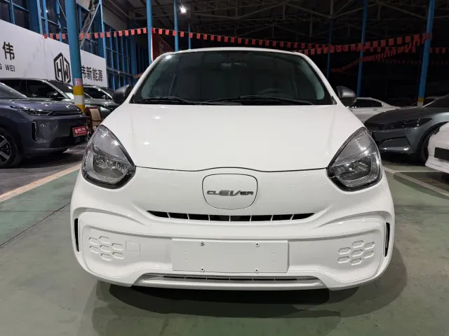 Roewe Clever — Фото автомобиля 2