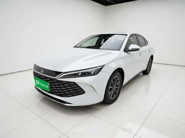 Фотография автомобиля — BYD Qin L