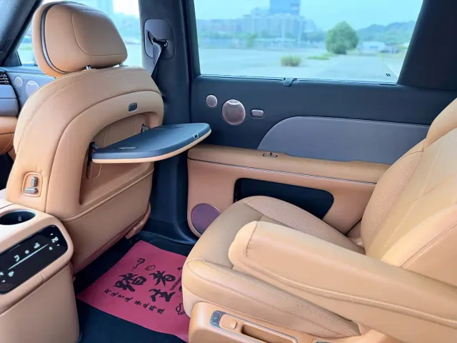 IM Motors LS8 — Фото автомобиля 14