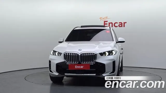 BMW X5 xDrive 40i M Sport — Фото автомобиля 2
