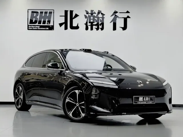 Nio ET5 Touring — Фото автомобиля 3
