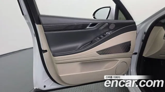Genesis G80 Бензин 3.5 турбо AWD — Фото автомобиля 16