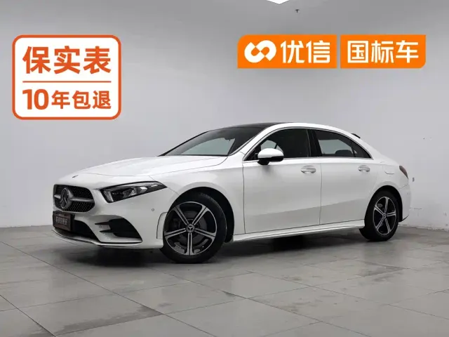 Фотография автомобиля — Mercedes-Benz A-Class